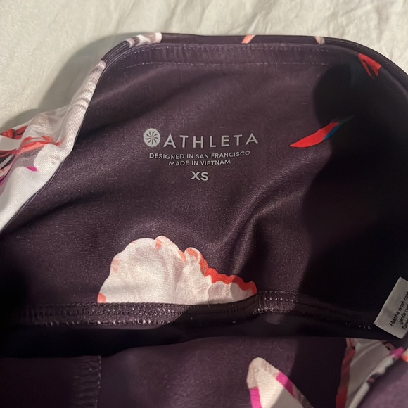 2 Athleta Salutation Stash pocket yoga pants XS - Picture 7 of 7